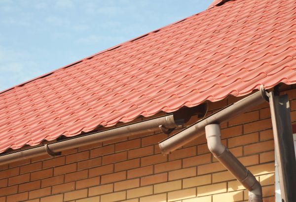 Loose Gutter Repair in Portland